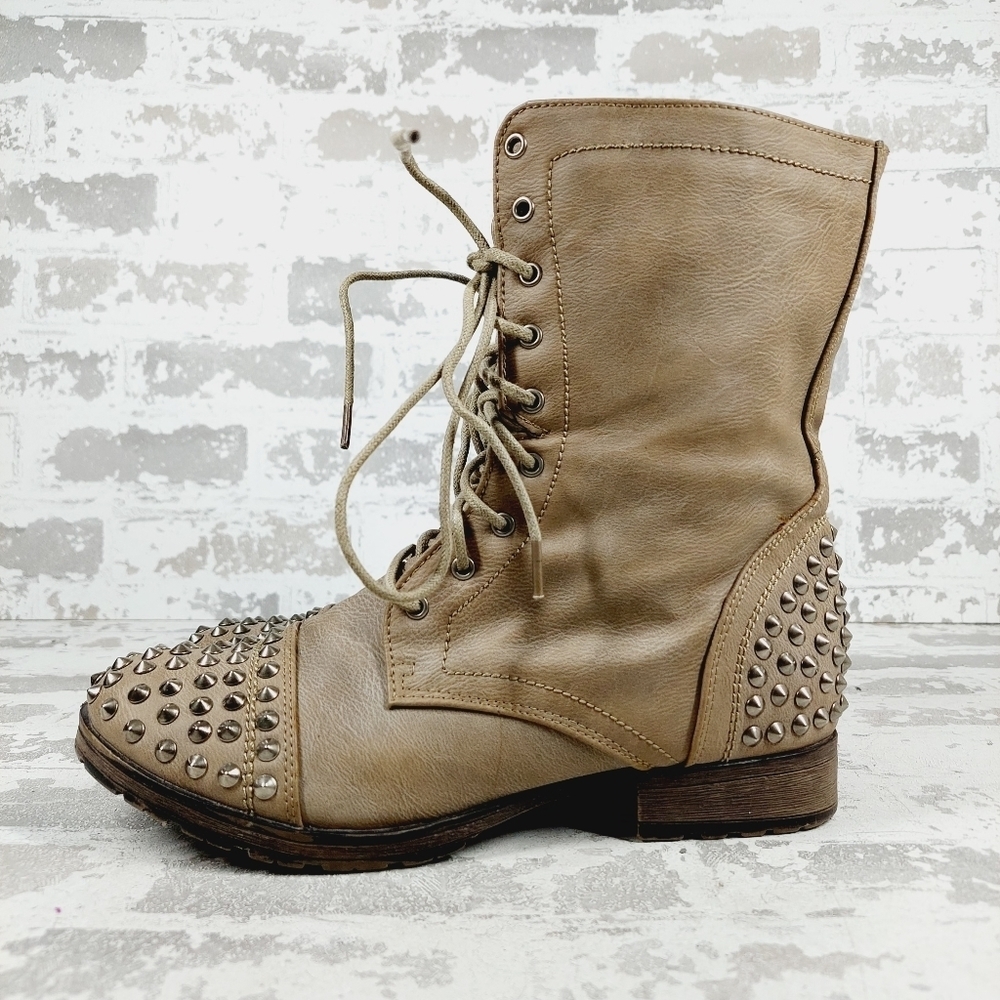 Breckelles Tan Leather Studded Combat Lace Up Side Zip Boots F511